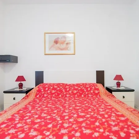 Paco Apartment