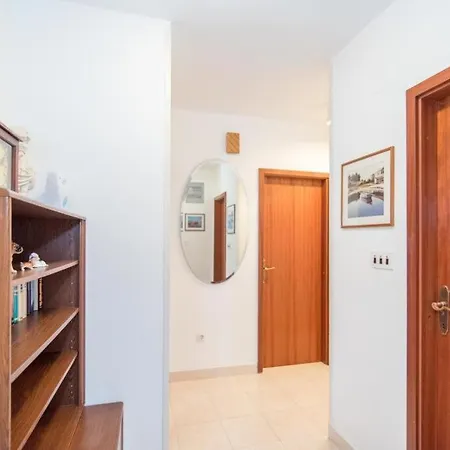 Paco Apartment *