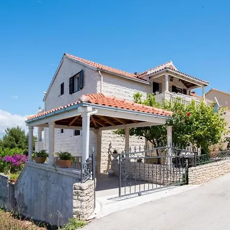Apartman Paco *